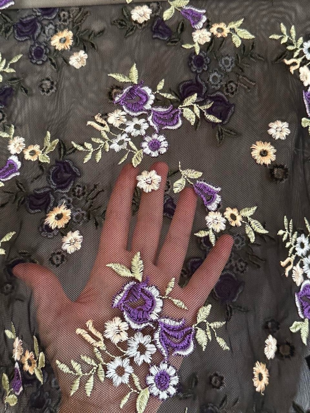 Urban Outfitters Kimchi Blue | Lilac Embroidered Sheer Short Sleeve Tee | size L - Picture 3 of 6